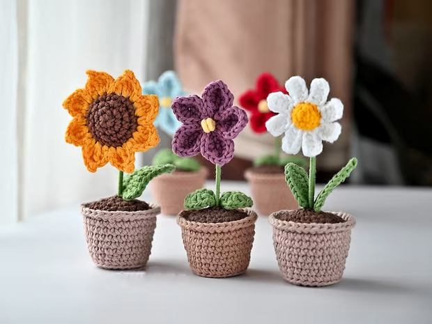 5 crochet flower in a pot patterns