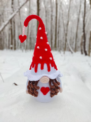 Valentines day gnome crochet pattern