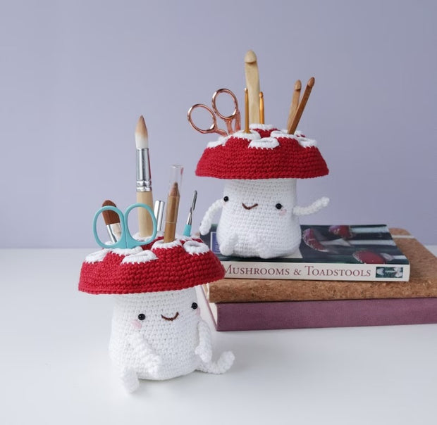 Cute amigurumi mushroom toadstool desk tidy