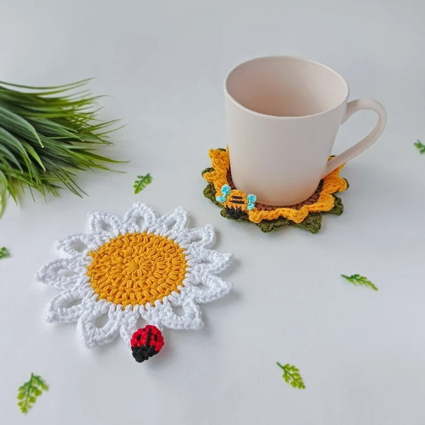 Crochet coasters in pot Sunflower and Daisy