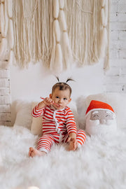 Santa & Mrs. Claus Crochet Pillow Pattern