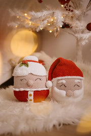 Santa & Mrs. Claus Crochet Pillow Pattern