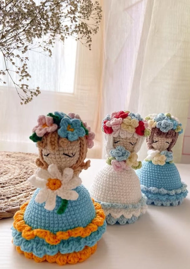 Bouquet Reversible Doll crochet pattern