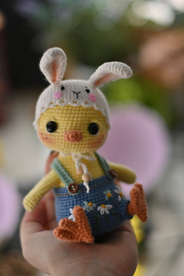 Crochet pattern for chiken easter