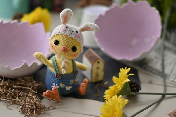 Crochet pattern for chiken easter